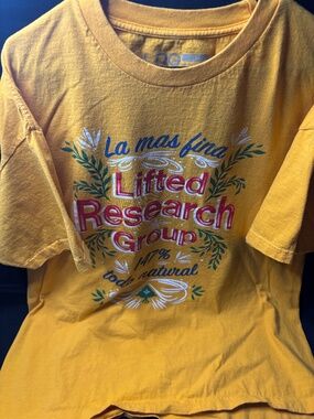 LRG Lifted Research Group 2XL Yellow Graphic Men’s Short Sleeve T Shirt Streetwe